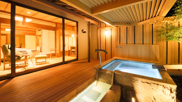 You can keep the Japanese garden and outdoor bath all to yourself.