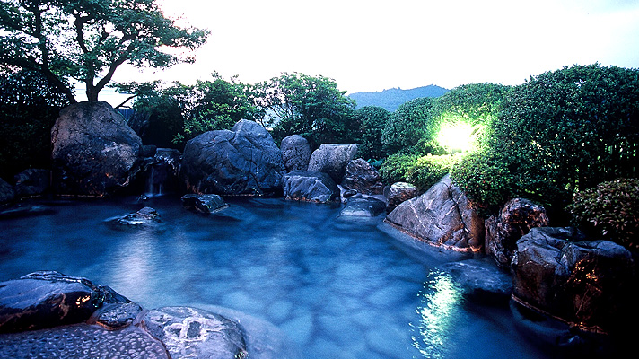 豊かな自然に囲まれた、山陰の名湯